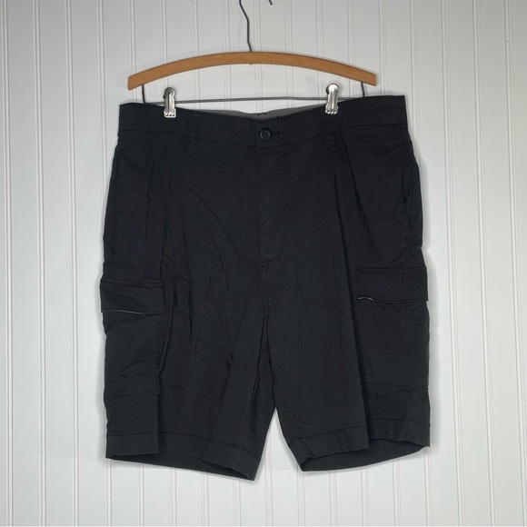 WearFirst Cargo Short - Picture 2 of 7